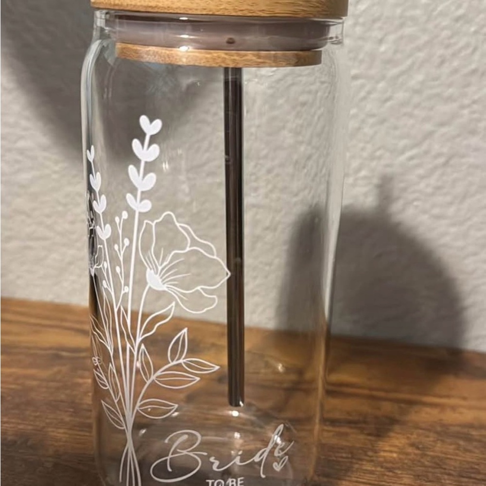 Glass Tumbler with Bamboo Lid and Straw